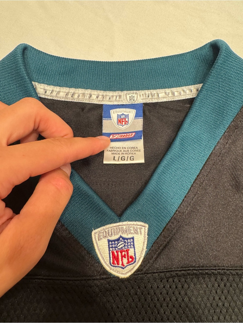 NFL Eagles McKnabb jersey - Picture 2 of 3